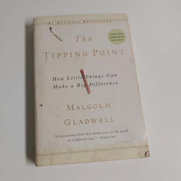 Other - 🤯2/$15 The Tipping Point by Malcolm Gladwell - paperback book